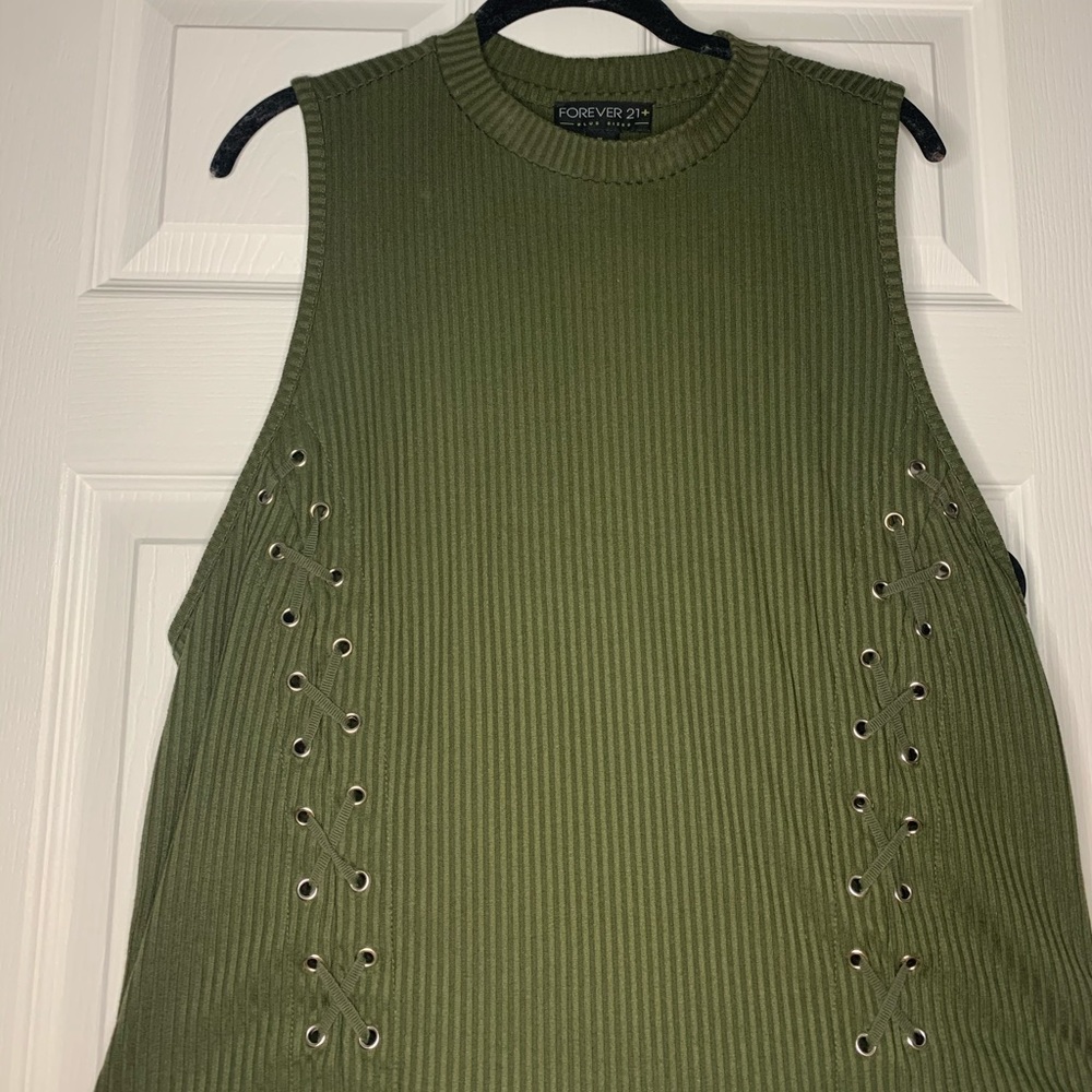 Army Gal high neck crop top